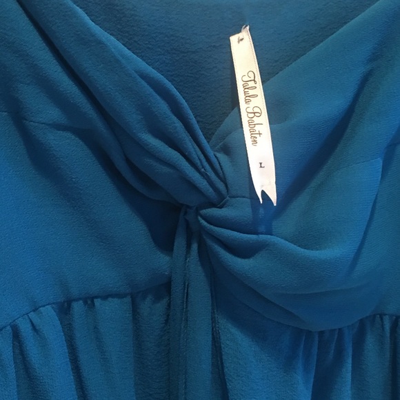 Aritzia,  Talula strappy camisole top - Picture 4 of 15